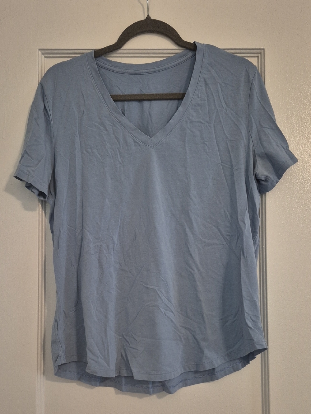 Lululemon Love V Neck Tee In Blue Willow